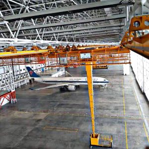 北京大興GAMECO機(jī)庫飛機(jī)升降平臺(tái)及起重機(jī)